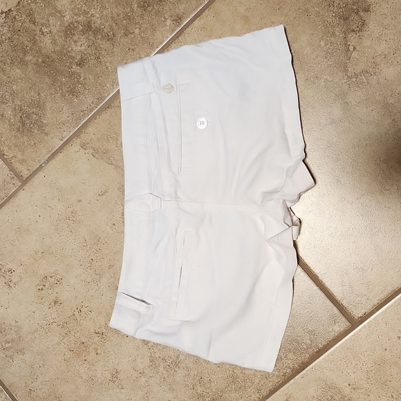 Volcom shorts - Picture 2 of 2